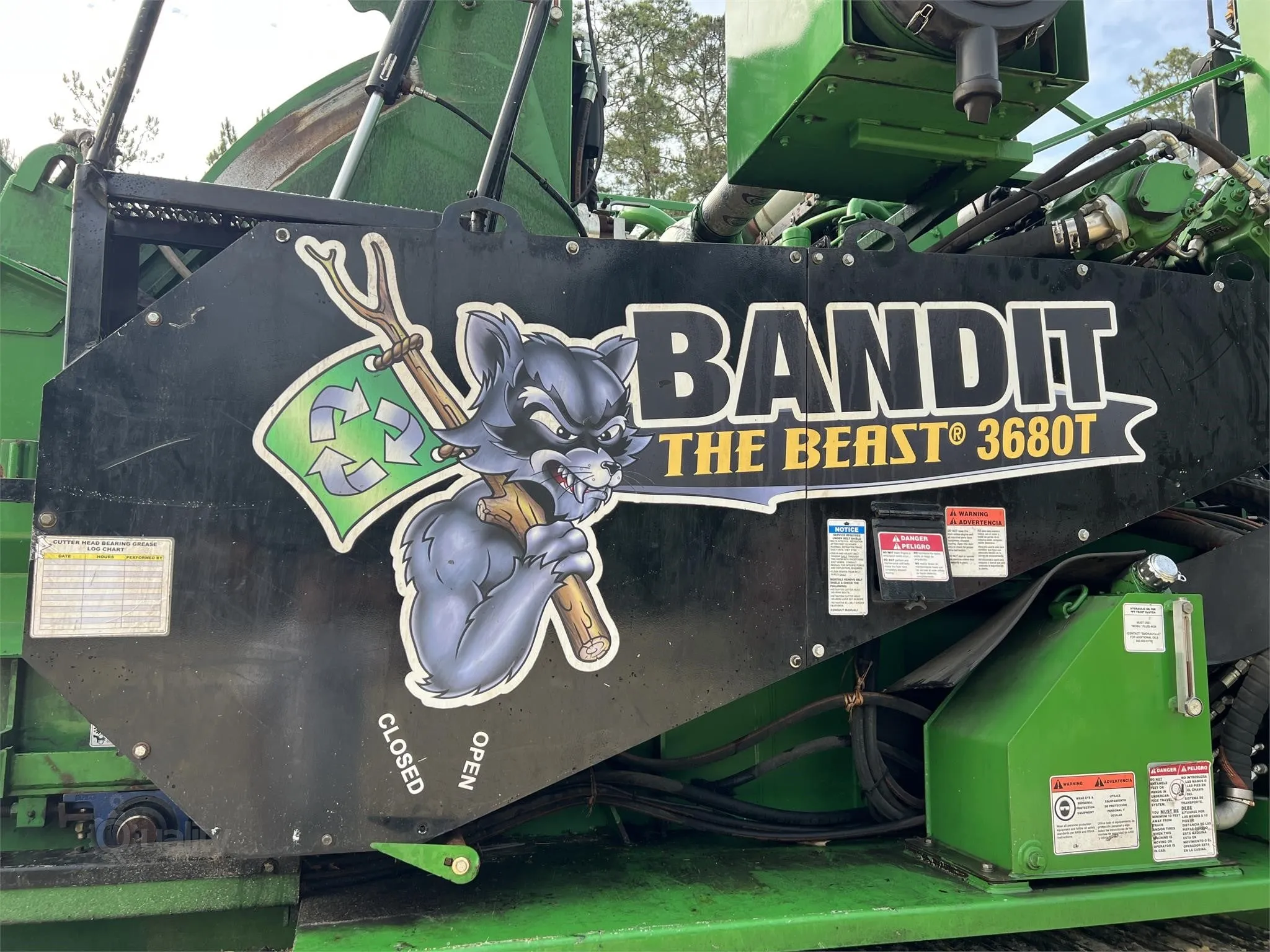 2020 Bandit 3680T Beast Recycler | 875 HP | Horizontal Grinder | Used