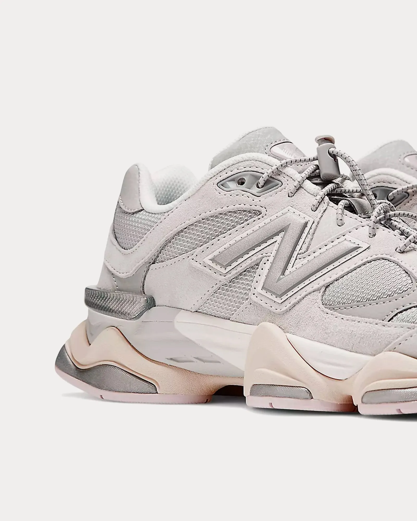 9060 Grey Matter / Concrete / December Sky Low Top Sneakers