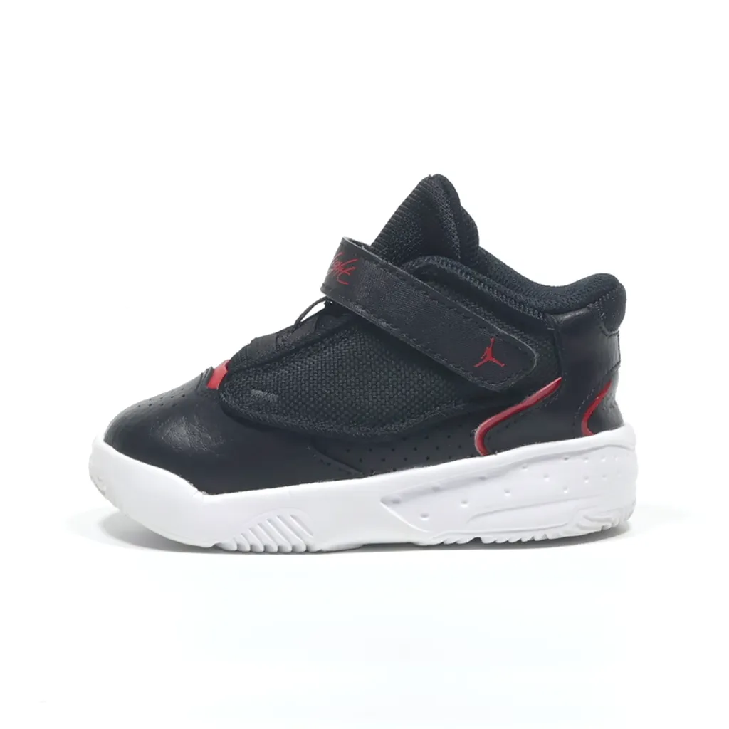 Air Jordan Max Aura 4 Sport Shoes Leather Black Color For Kids