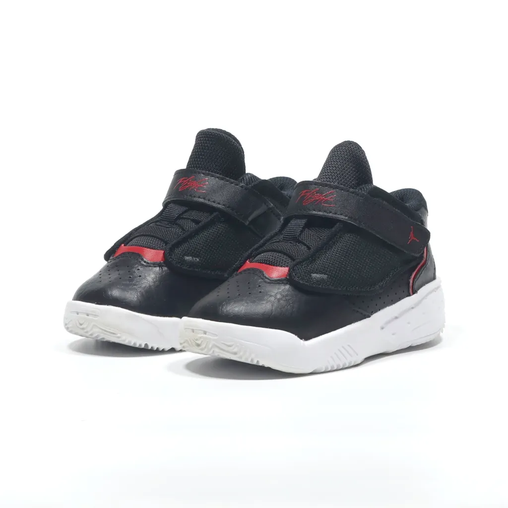 Air Jordan Max Aura 4 Sport Shoes Leather Black Color For Kids