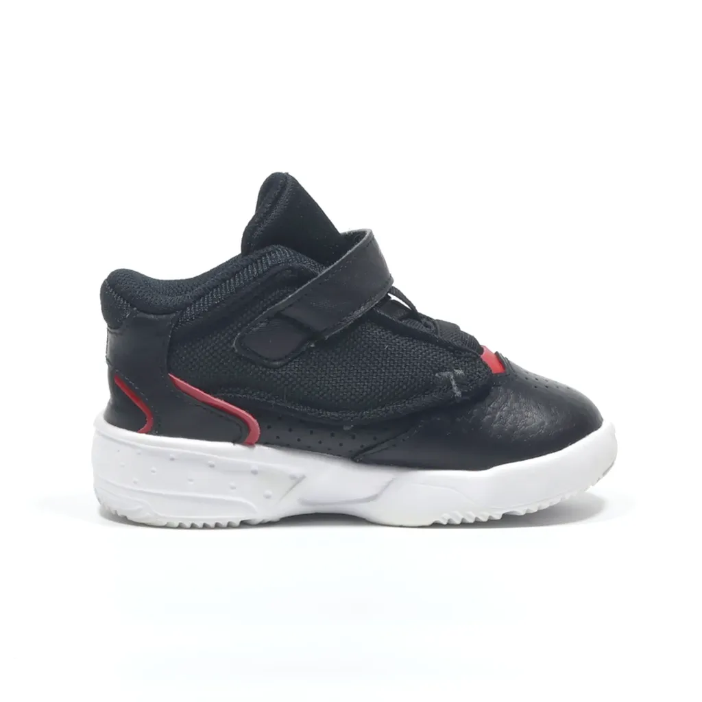 Air Jordan Max Aura 4 Sport Shoes Leather Black Color For Kids