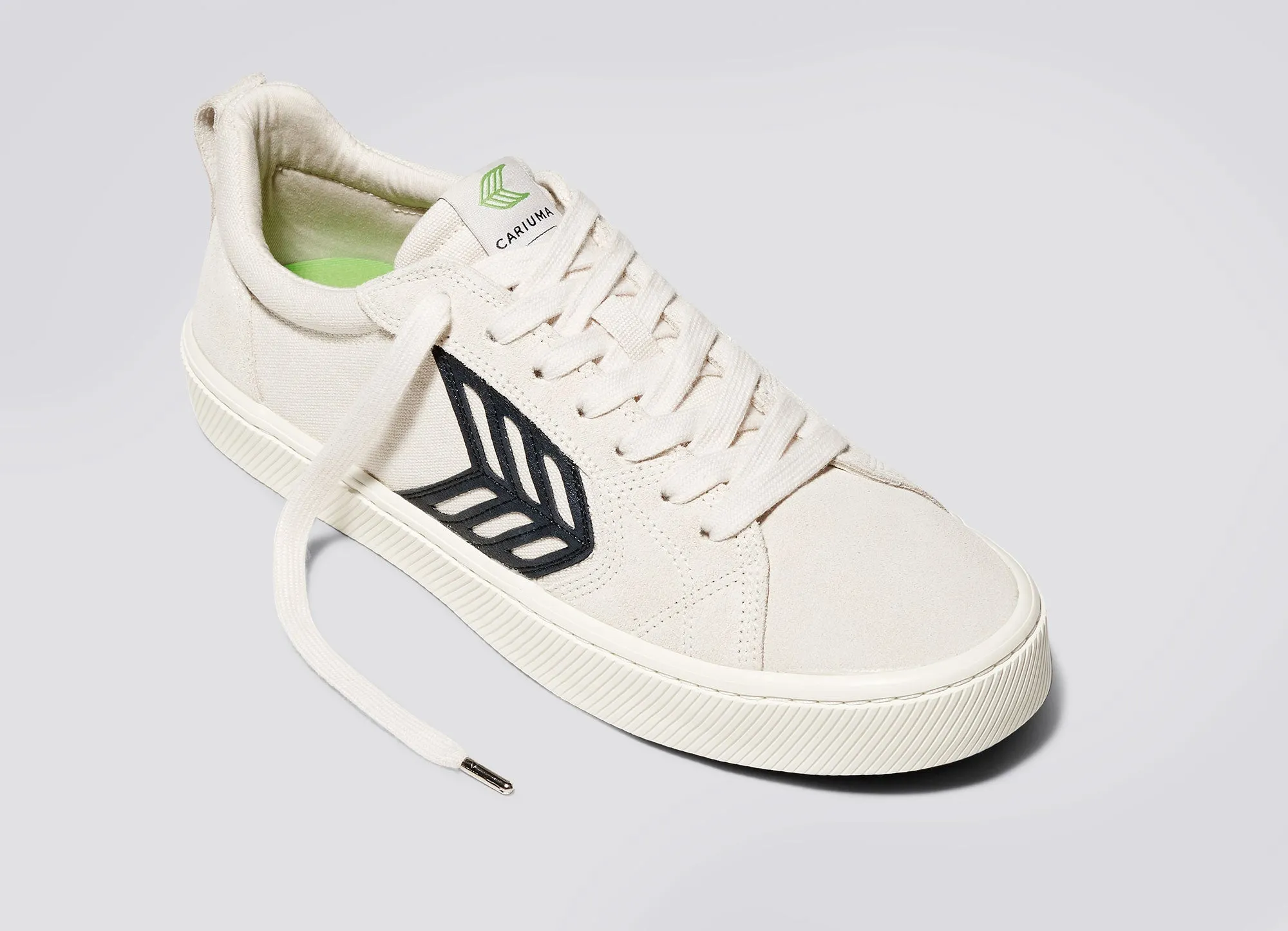 CATIBA PRO Skate Vintage White Suede and Canvas Black Logo Sneaker Women