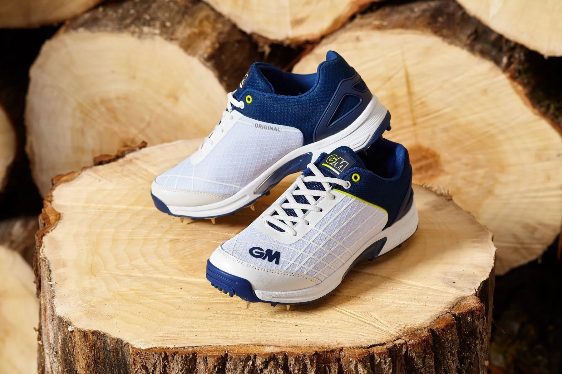 GM ORIGINAL SPIKE CRICKET SHOE - SENIOR