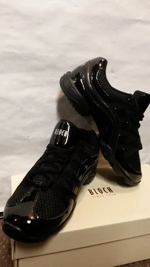 Lenny -- Split Sole Dancesneaker -- Black