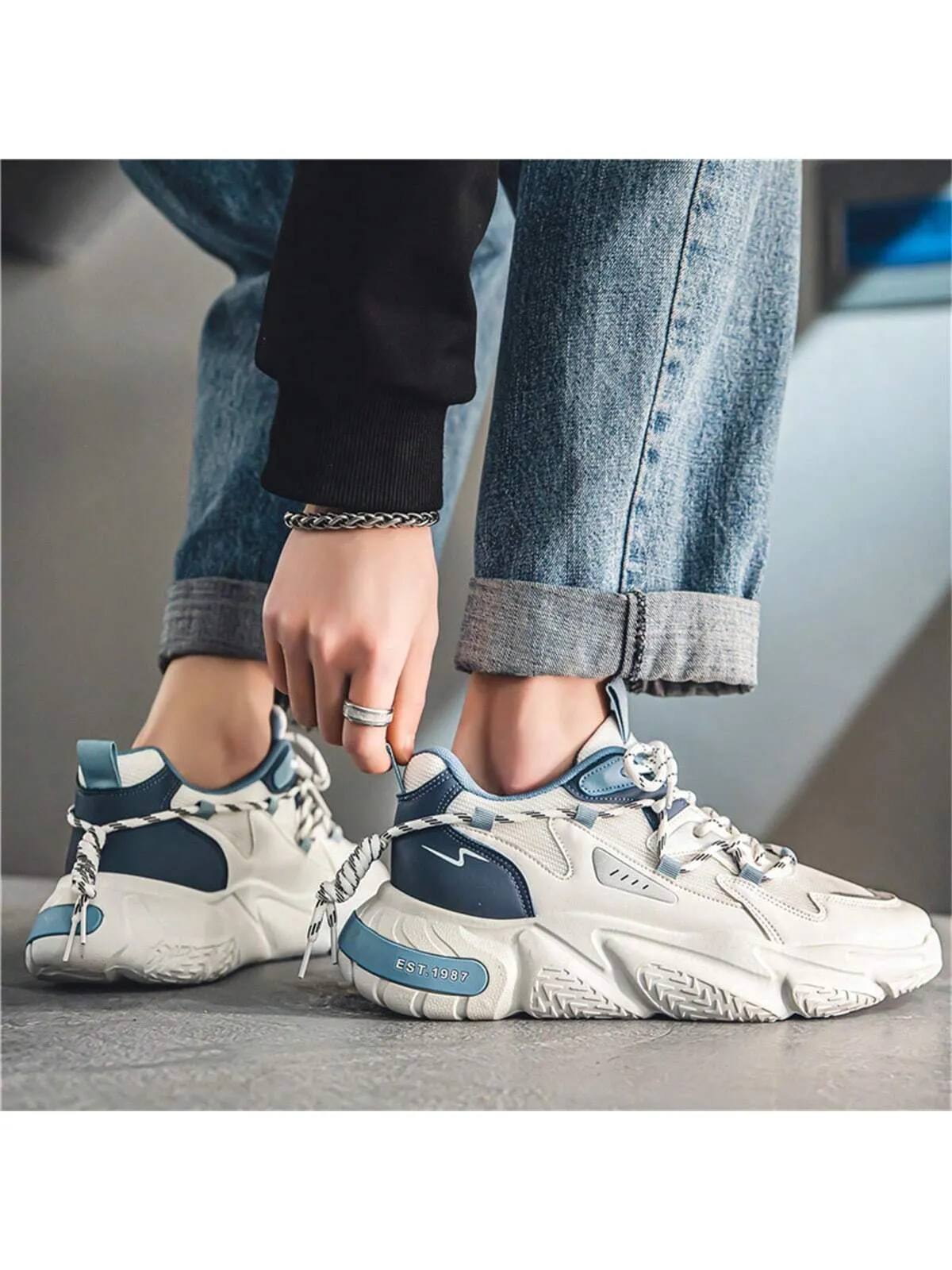 Men's Sports Shoes with Thickened Soles and Increased Height