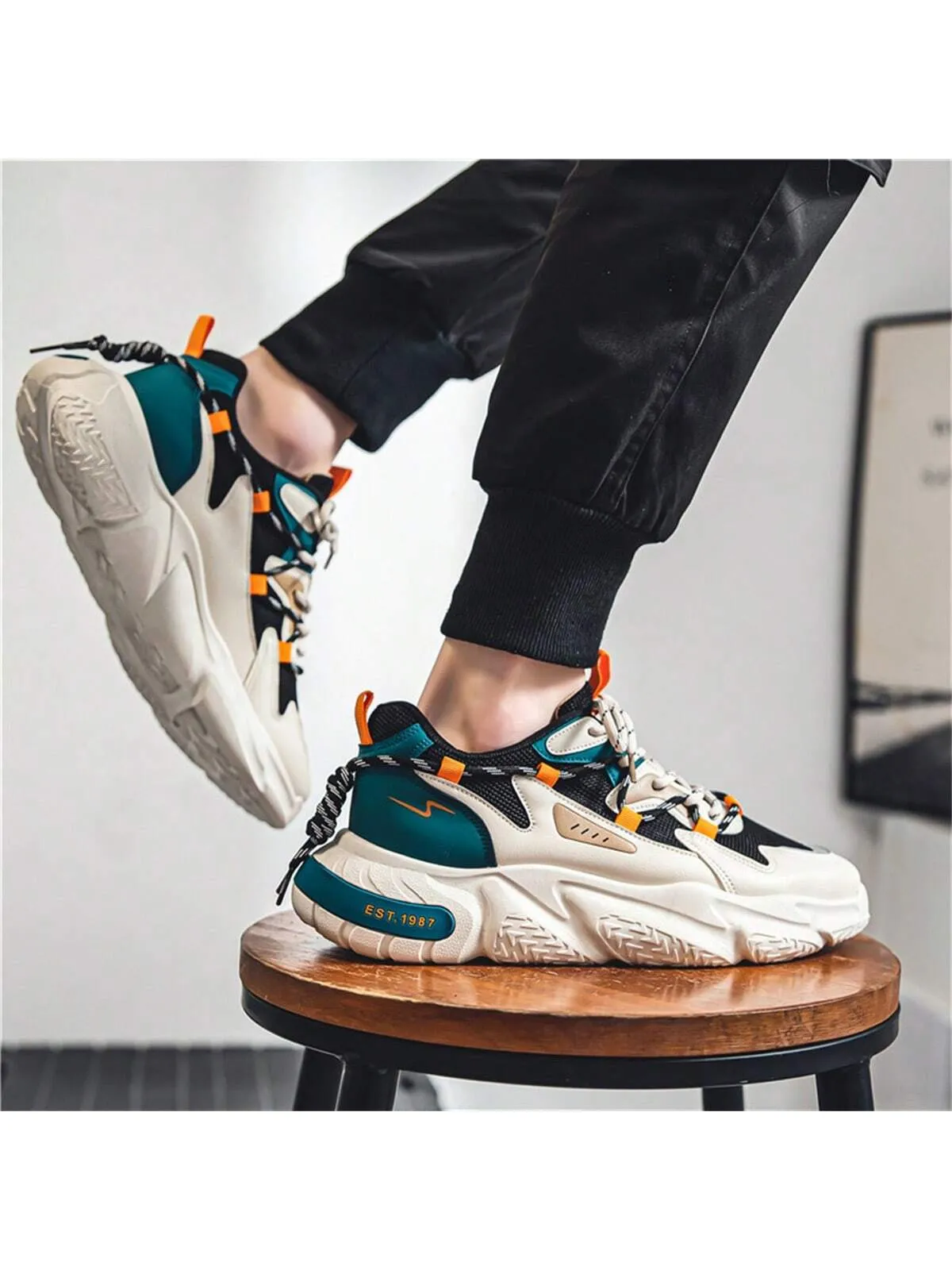 Men's Sports Shoes with Thickened Soles and Increased Height