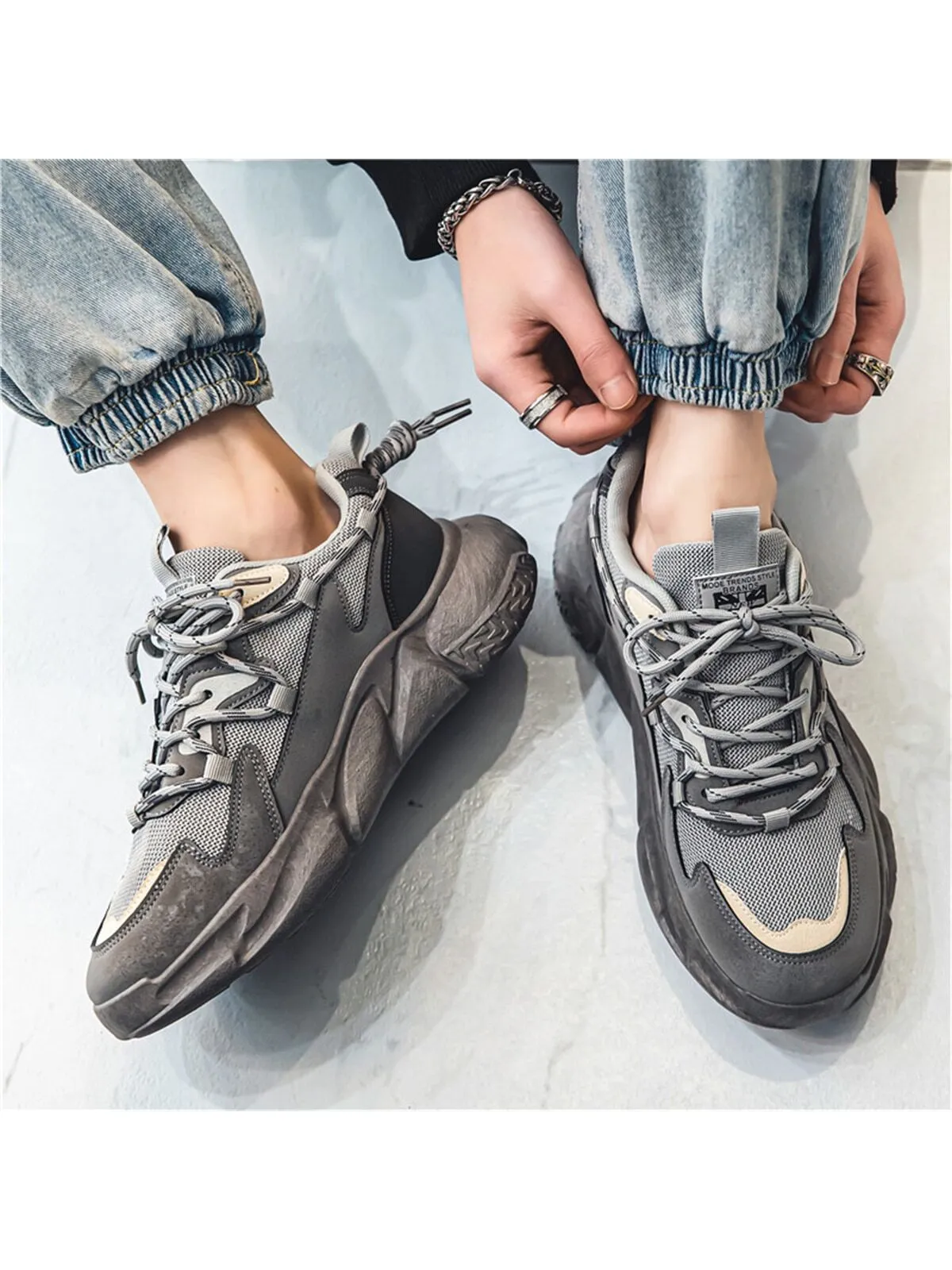 Men's Sports Shoes with Thickened Soles and Increased Height