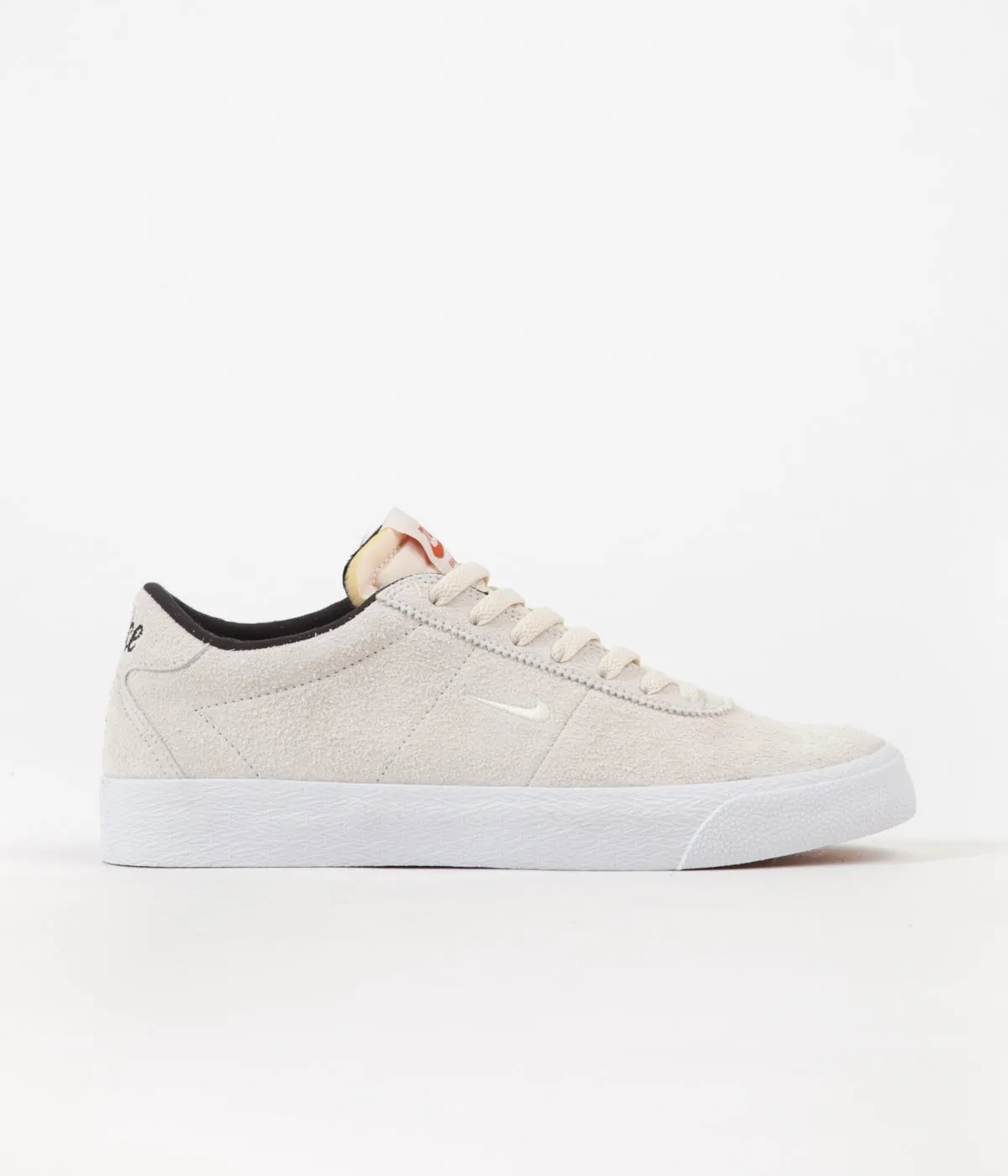 Nike SB Bruin Ultra Shoes - Light Cream / Light Cream - Black - Gum Yellow