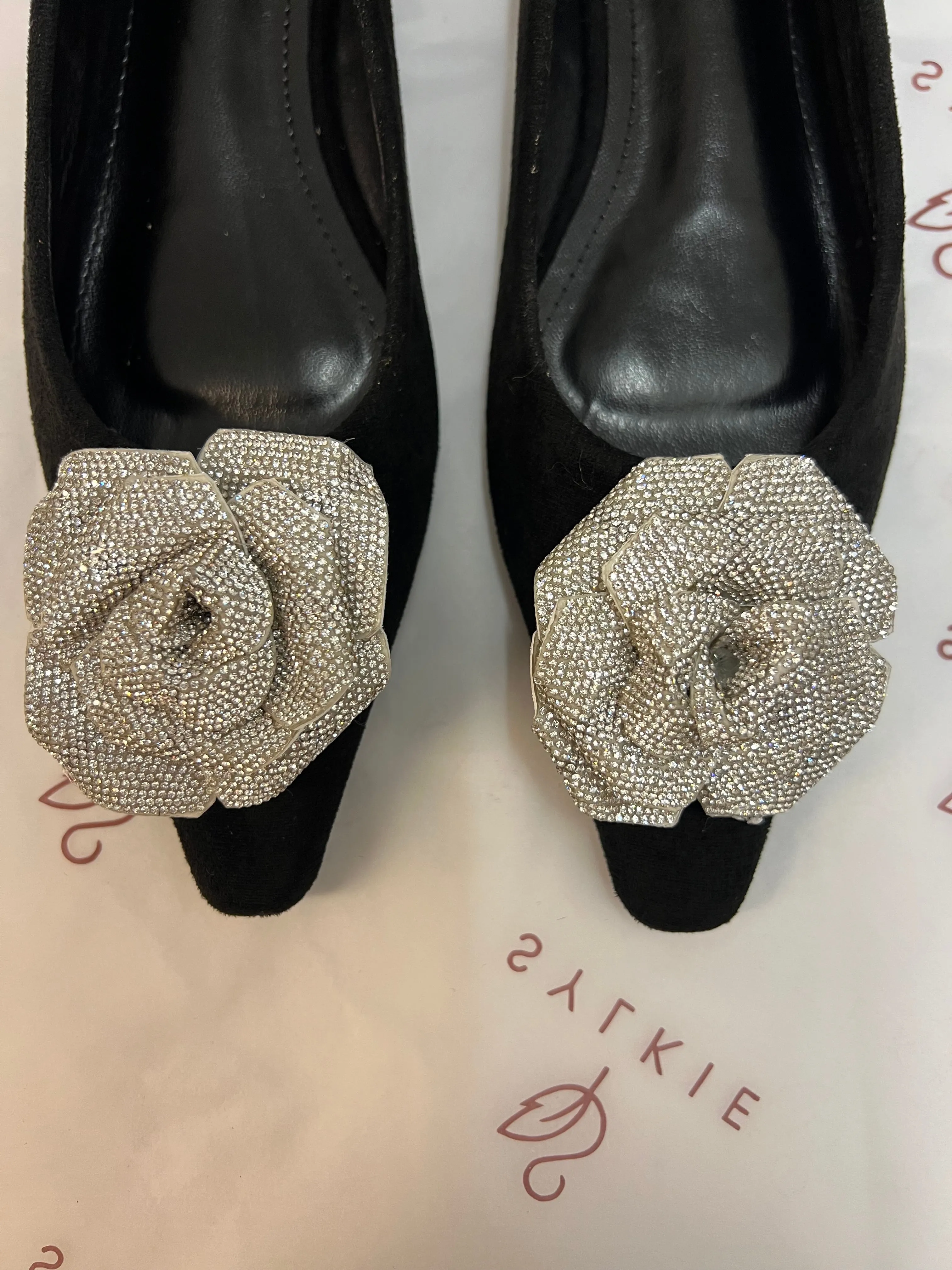 Rose embellished pumps