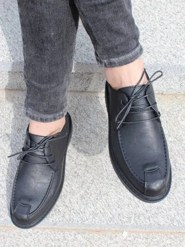 SHEIN Men Lace-up Front Oxford Shoes