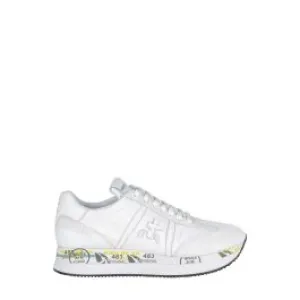 Sneakers Conny