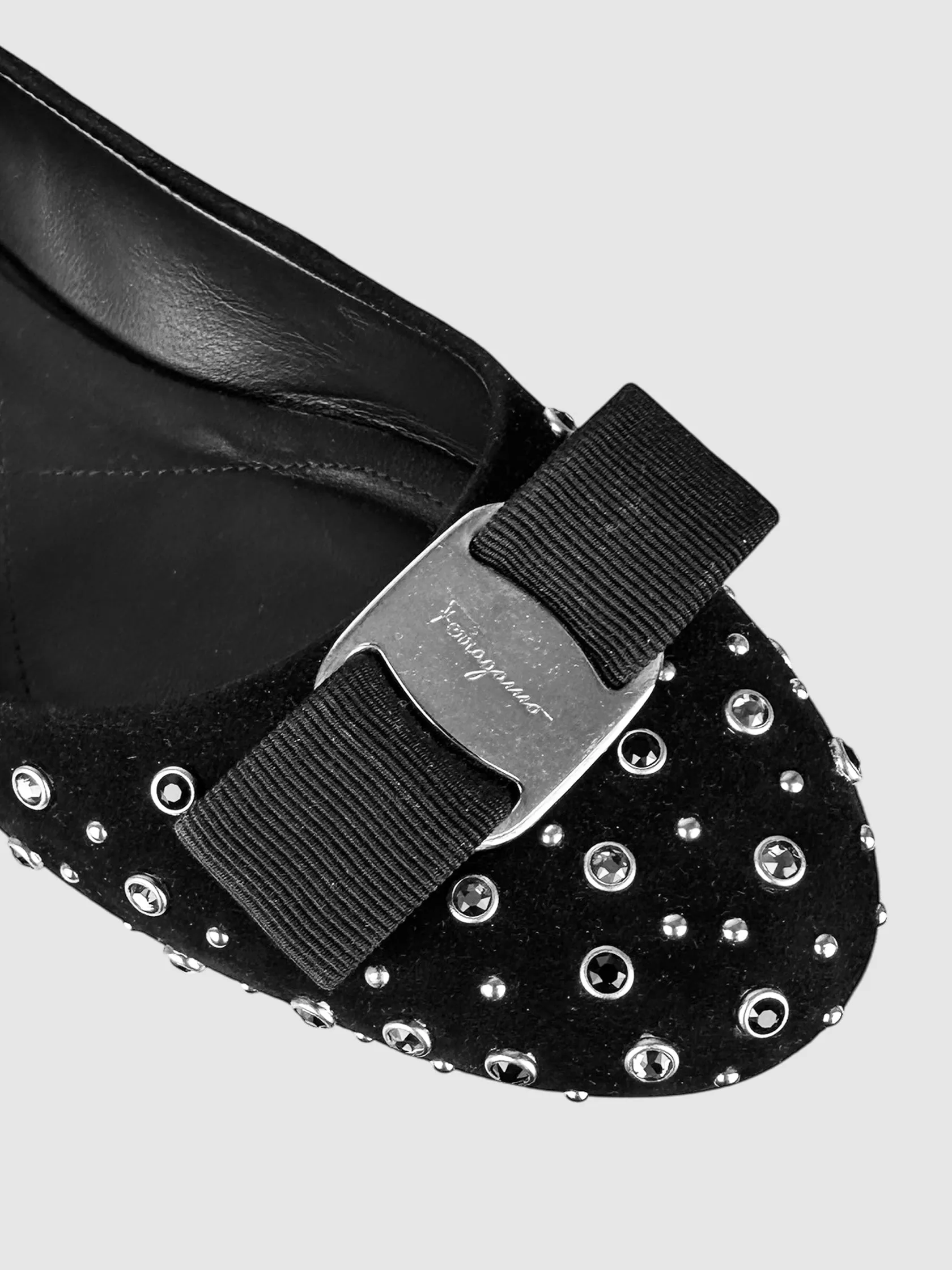 Studded Vara Bow Flats - Size 7