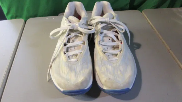 Used Nike Air Zoom Sneakers Size 8.5