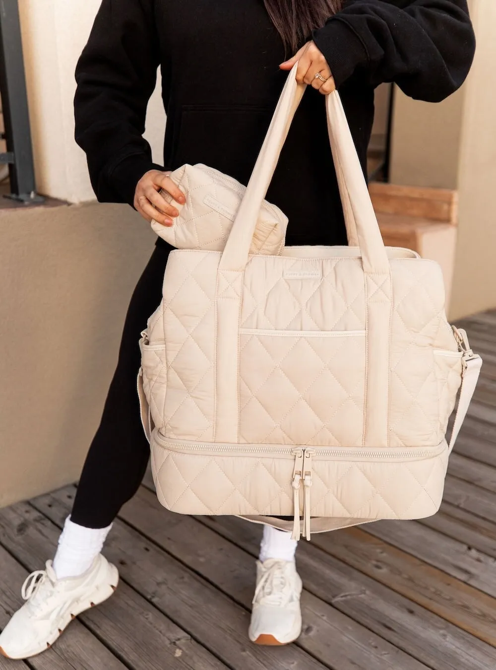 VOYAGER quilted cream