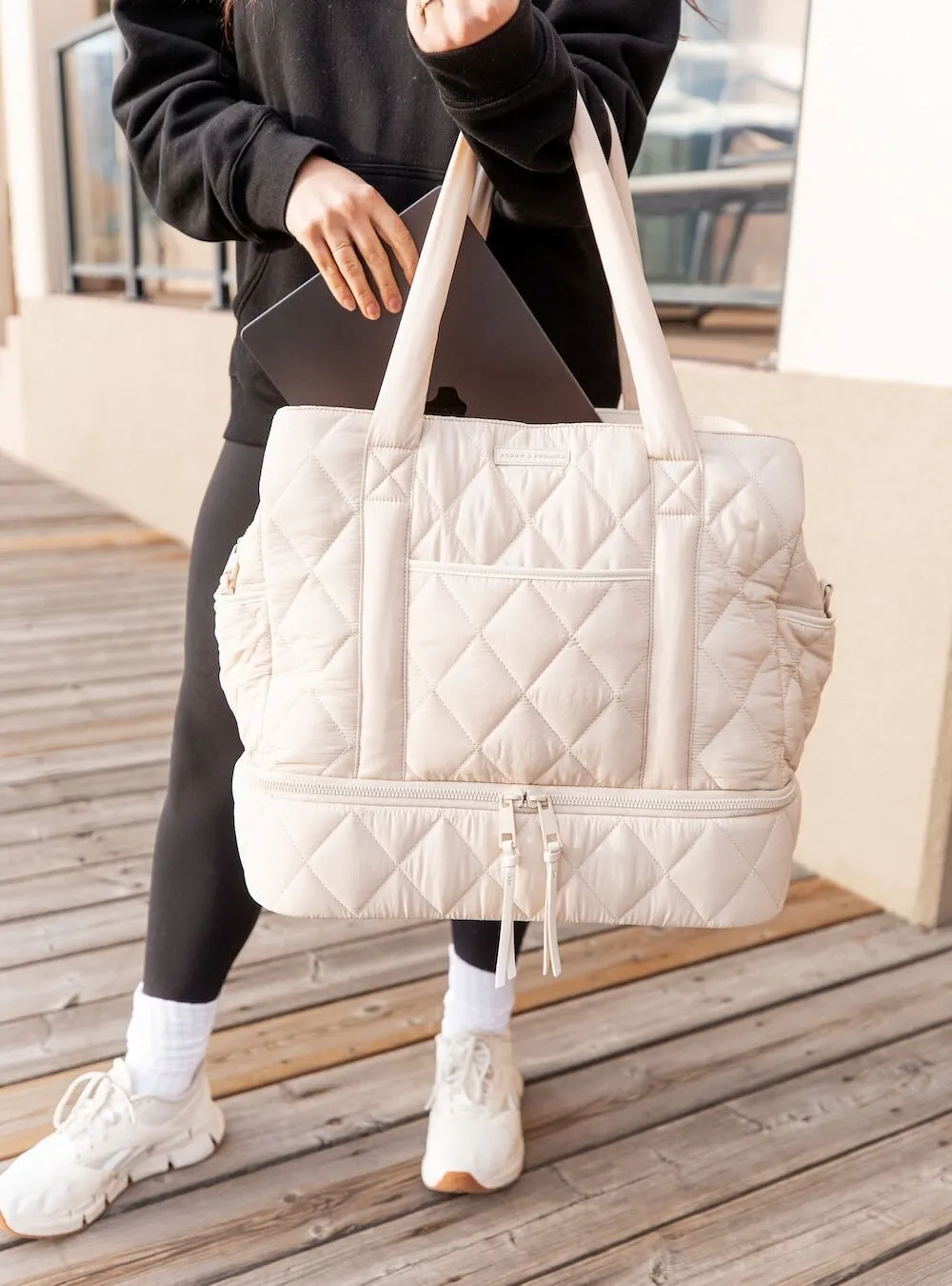 VOYAGER quilted cream