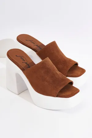 Zoe Platform Sandals